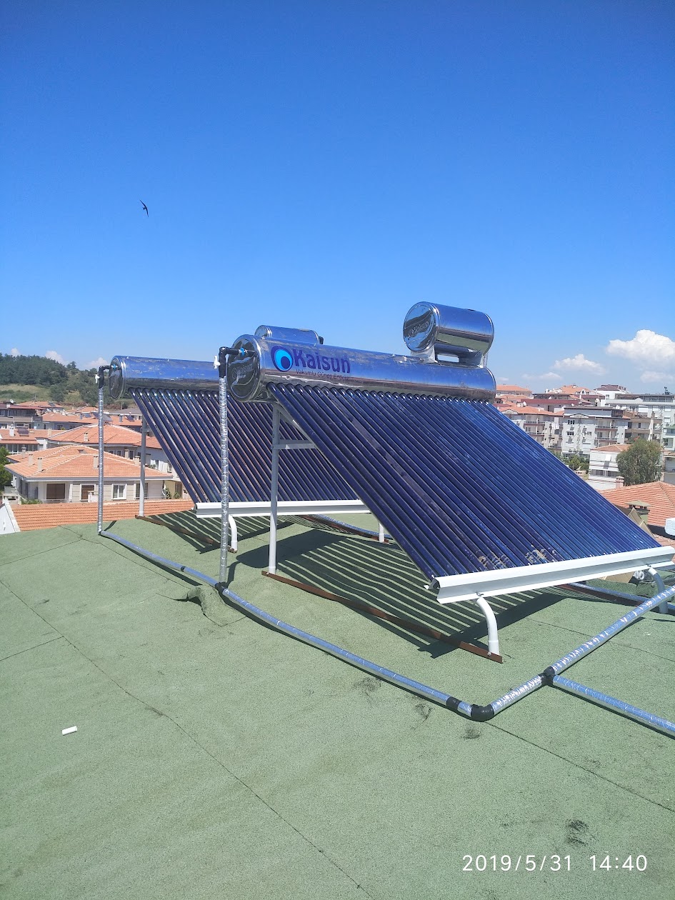 Güneş enerjisi kurulum fotoğrafı